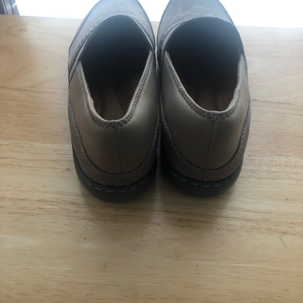 NWOT Cobb Hill Penfield Aline Taupe Gray Leather Slip On Loafers Shoes Size 8.5 - Picture 4 of 9